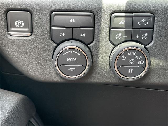new 2025 Chevrolet Silverado 2500 car, priced at $62,078