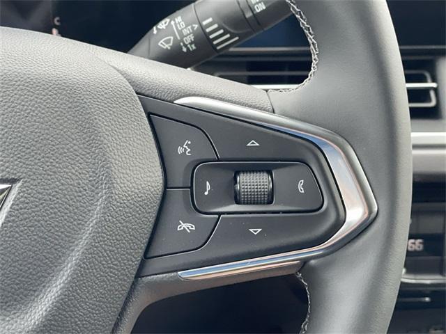 new 2025 Chevrolet Trax car, priced at $26,307