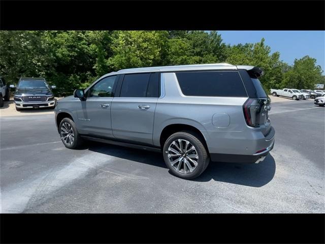 new 2025 Chevrolet Suburban car, priced at $89,635