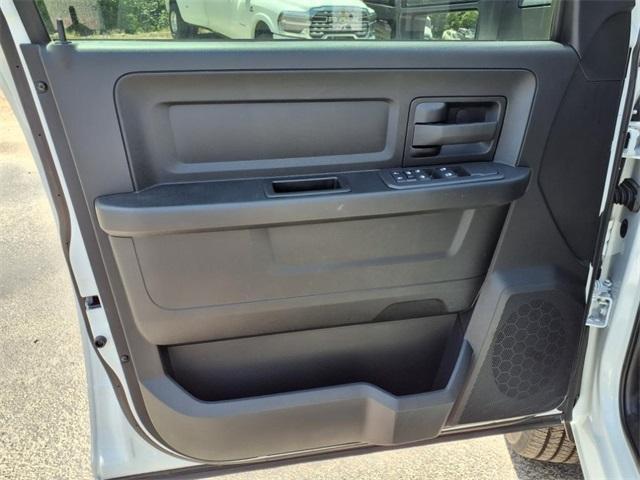 new 2025 Ram 2500 car, priced at $45,832