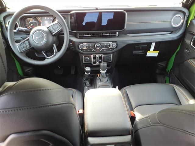 new 2025 Jeep Gladiator car, priced at $41,442