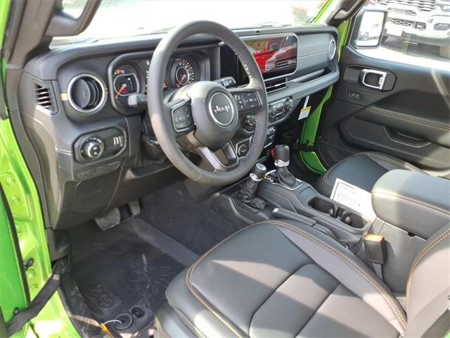 new 2025 Jeep Gladiator car, priced at $41,442