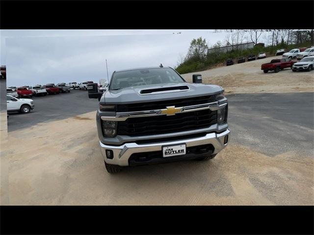 new 2025 Chevrolet Silverado 3500 car, priced at $53,150