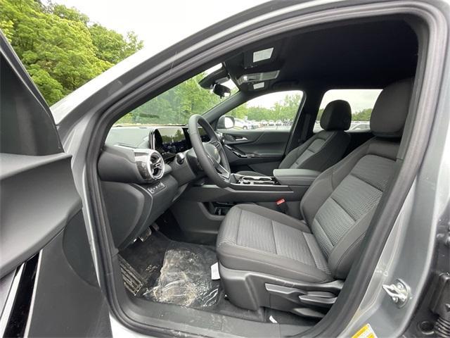 new 2026 Chevrolet Equinox car, priced at $31,995