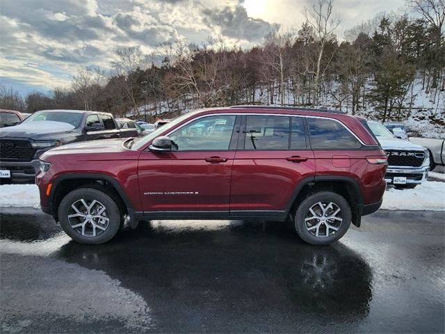 new 2025 Jeep Grand Cherokee car, priced at $41,470