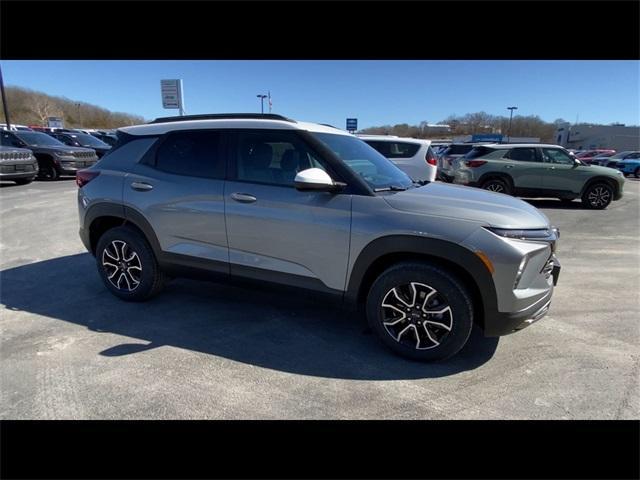 new 2025 Chevrolet TrailBlazer car, priced at $30,404