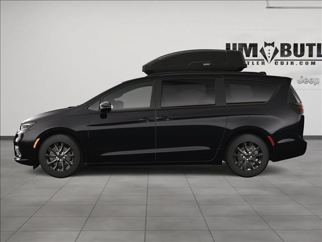new 2025 Chrysler Pacifica car, priced at $40,233