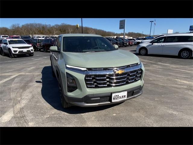 new 2025 Chevrolet Equinox car, priced at $30,717