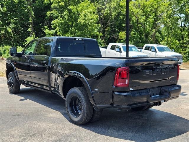 new 2025 Ram 3500 car, priced at $90,338