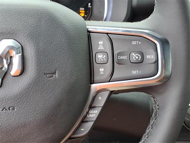 new 2025 Ram 1500 car, priced at $45,412