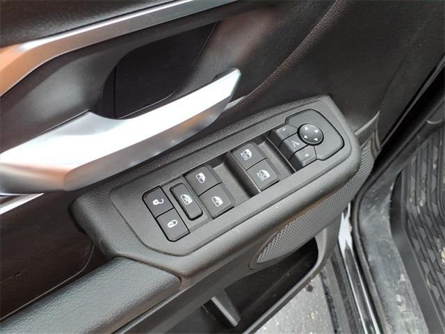 new 2025 Ram 1500 car, priced at $45,412