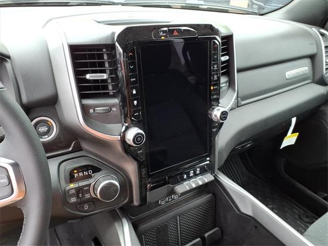 new 2025 Ram 1500 car, priced at $45,412