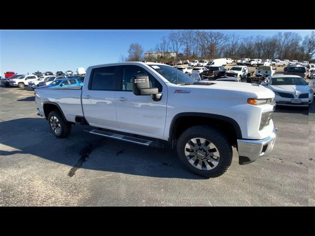 new 2025 Chevrolet Silverado 3500 car, priced at $69,380