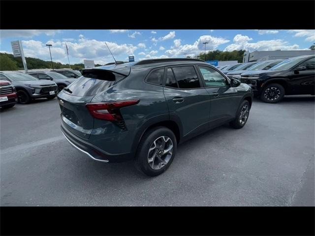 new 2025 Chevrolet Trax car, priced at $24,823