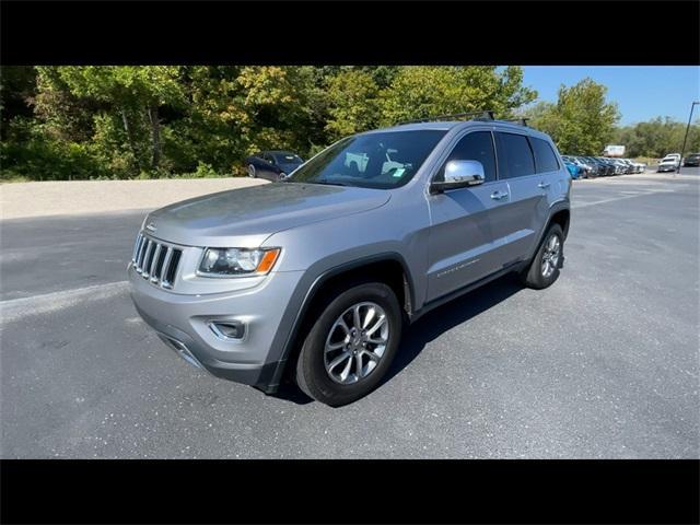 used 2015 Jeep Grand Cherokee car, priced at $13,934
