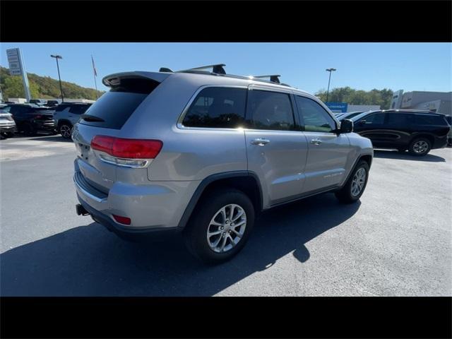 used 2015 Jeep Grand Cherokee car, priced at $13,934