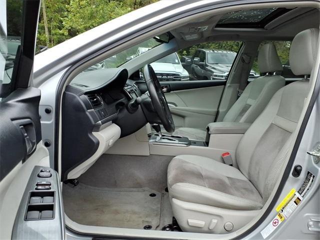 used 2012 Toyota Camry Hybrid car, priced at $9,500