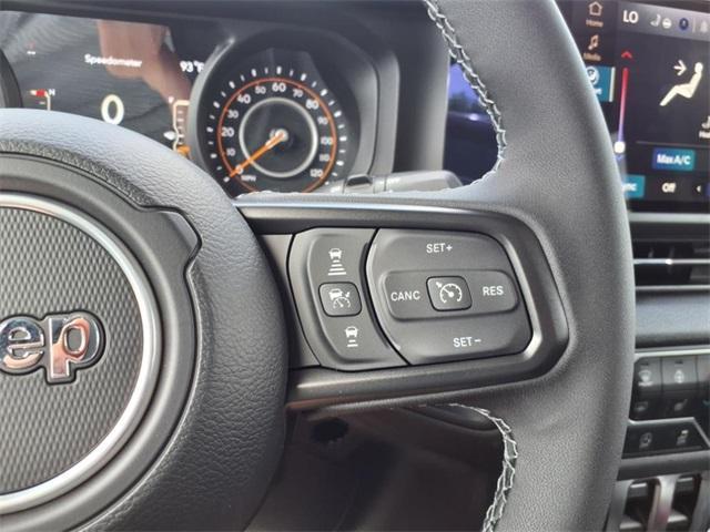 new 2025 Jeep Wrangler car, priced at $40,312