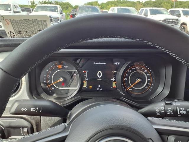 new 2025 Jeep Wrangler car, priced at $40,312
