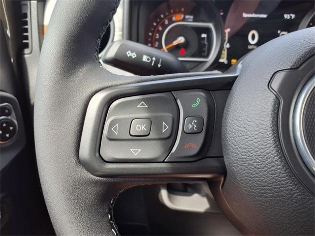 new 2025 Jeep Wrangler car, priced at $40,312