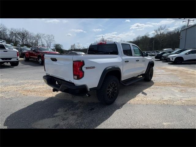 new 2025 Chevrolet Colorado car, priced at $43,182