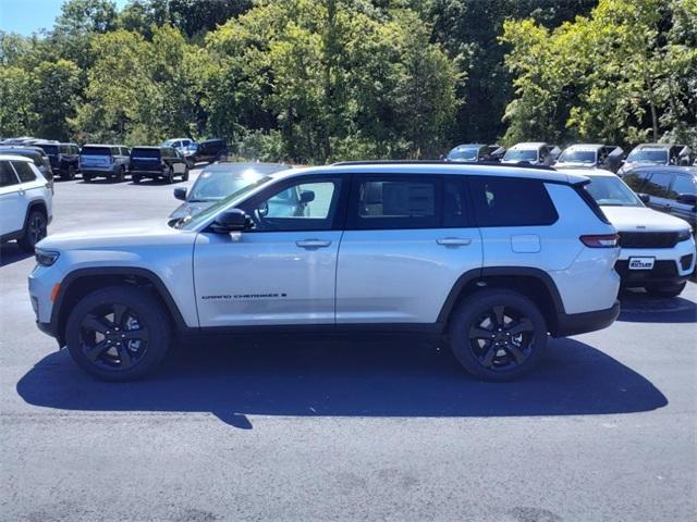 new 2024 Jeep Grand Cherokee L car, priced at $39,423