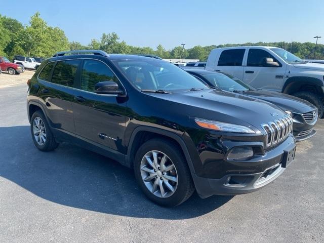 used 2018 Jeep Cherokee car
