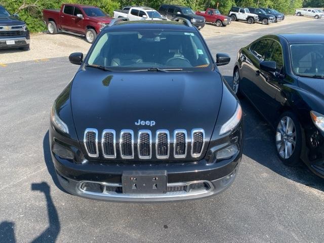 used 2018 Jeep Cherokee car
