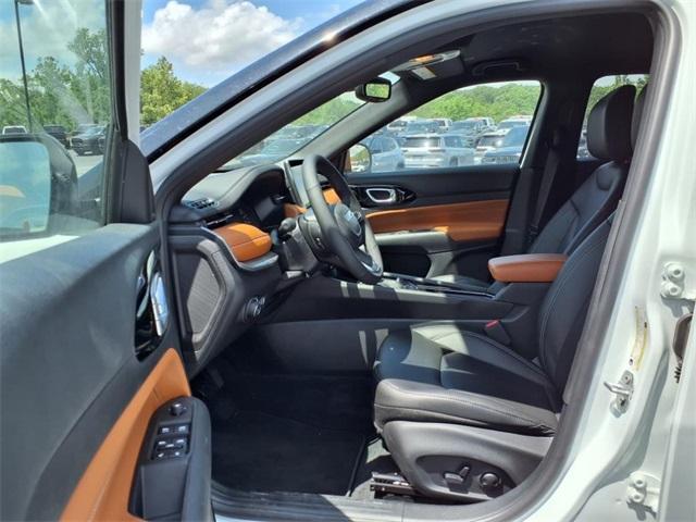 new 2025 Jeep Compass car, priced at $30,757