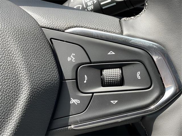 new 2025 Chevrolet Trax car, priced at $26,520