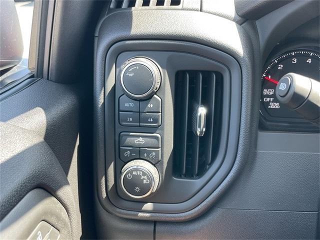 new 2025 Chevrolet Silverado 1500 car, priced at $48,986