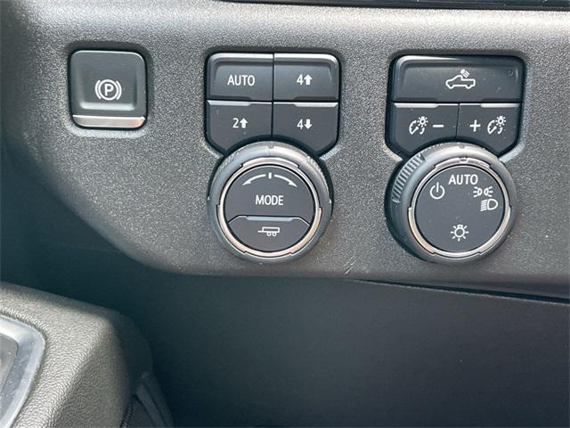 used 2024 Chevrolet Silverado 1500 car, priced at $41,967