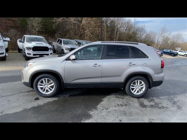 used 2015 Kia Sorento car, priced at $10,172