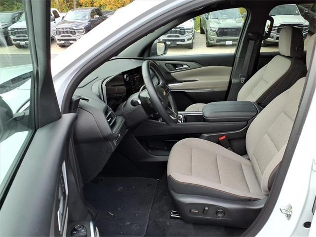 used 2025 Chevrolet Traverse car, priced at $39,570