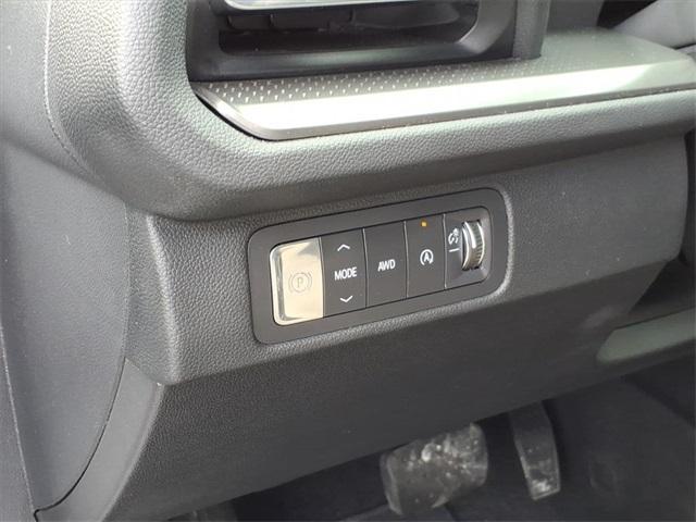 used 2025 Chevrolet Traverse car, priced at $39,570
