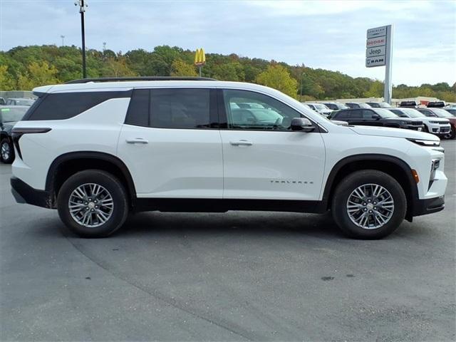 used 2025 Chevrolet Traverse car, priced at $39,570