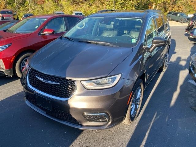 used 2022 Chrysler Pacifica car, priced at $29,888