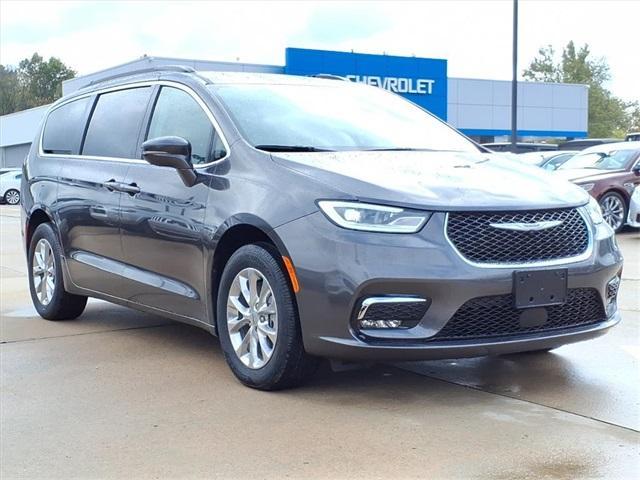 used 2022 Chrysler Pacifica car, priced at $29,888