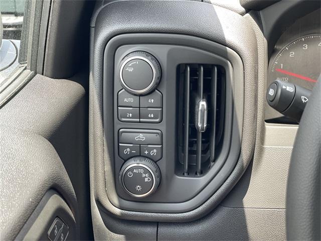 new 2025 Chevrolet Silverado 1500 car, priced at $46,142