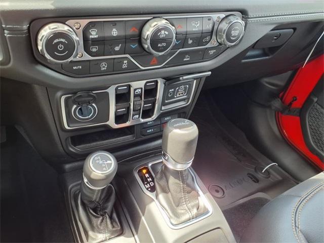 new 2025 Jeep Gladiator car, priced at $41,586