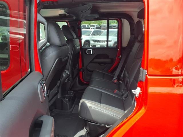 new 2025 Jeep Gladiator car, priced at $41,586