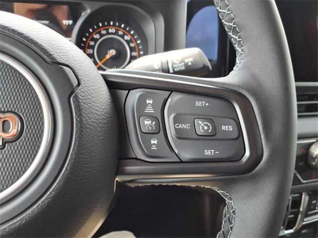 new 2025 Jeep Gladiator car, priced at $41,586