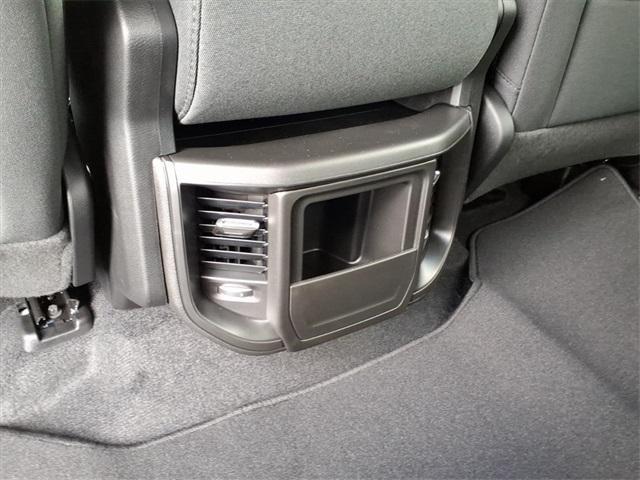 new 2025 Ram 1500 car, priced at $39,487