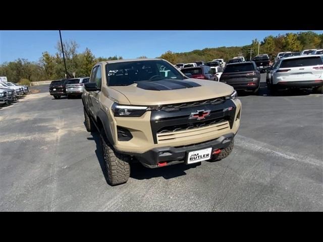 new 2024 Chevrolet Colorado car, priced at $47,290