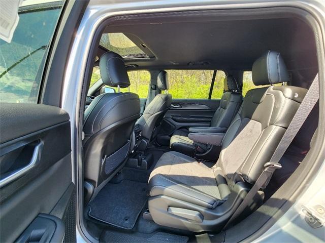 new 2025 Jeep Grand Cherokee L car, priced at $40,875