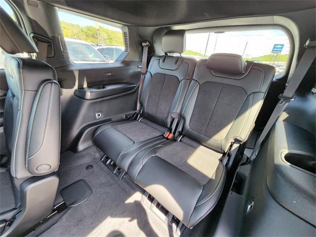 new 2025 Jeep Grand Cherokee L car, priced at $42,856
