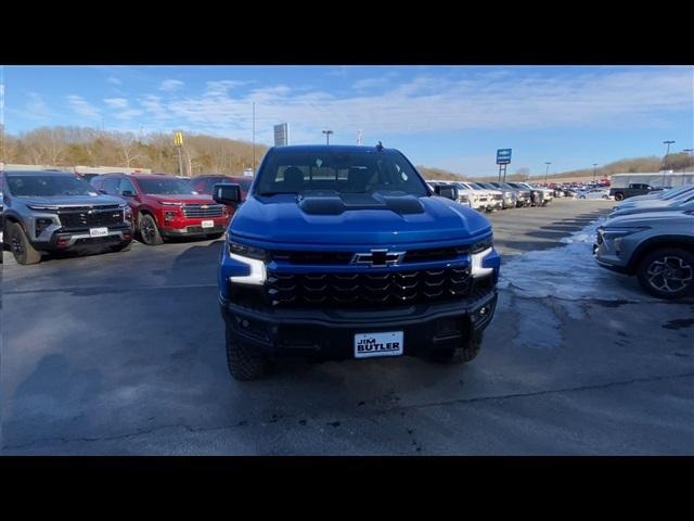 new 2025 Chevrolet Silverado 1500 car, priced at $72,629