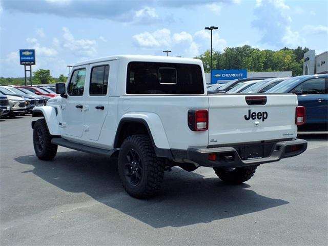 new 2025 Jeep Gladiator car, priced at $39,927