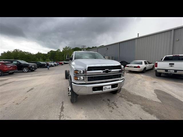 new 2024 Chevrolet Silverado 1500 car, priced at $72,392