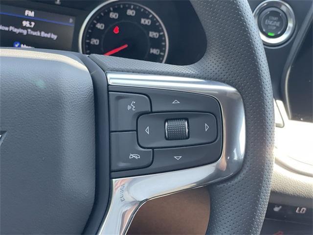 new 2025 Chevrolet Blazer car, priced at $35,432